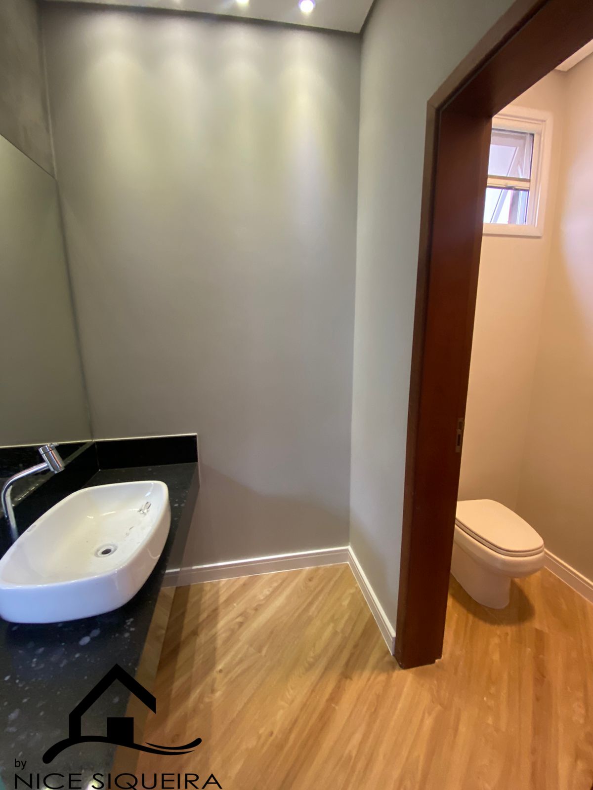 4c2caf39-63ad-416f-a225-edb476dca50d