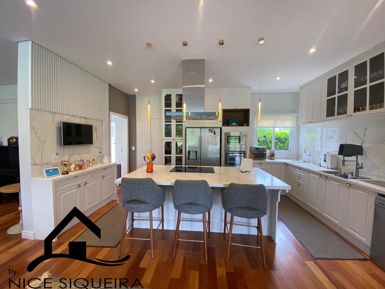 97fa8a95-9d20-4422-82e4-73169eba4b4d