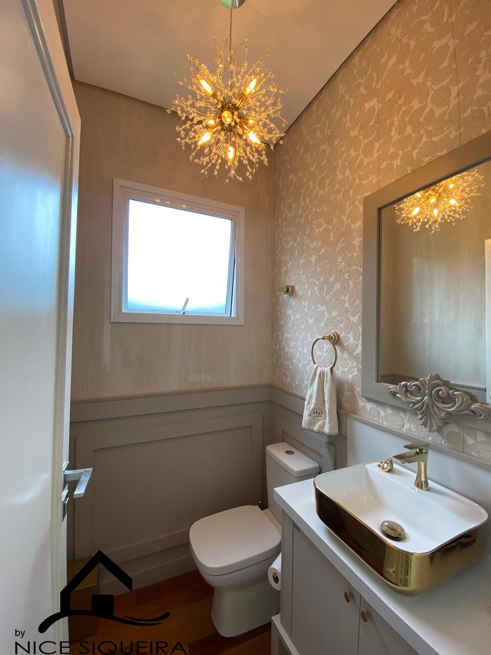 a7488af2-a19f-4224-a434-59aa39c8985f