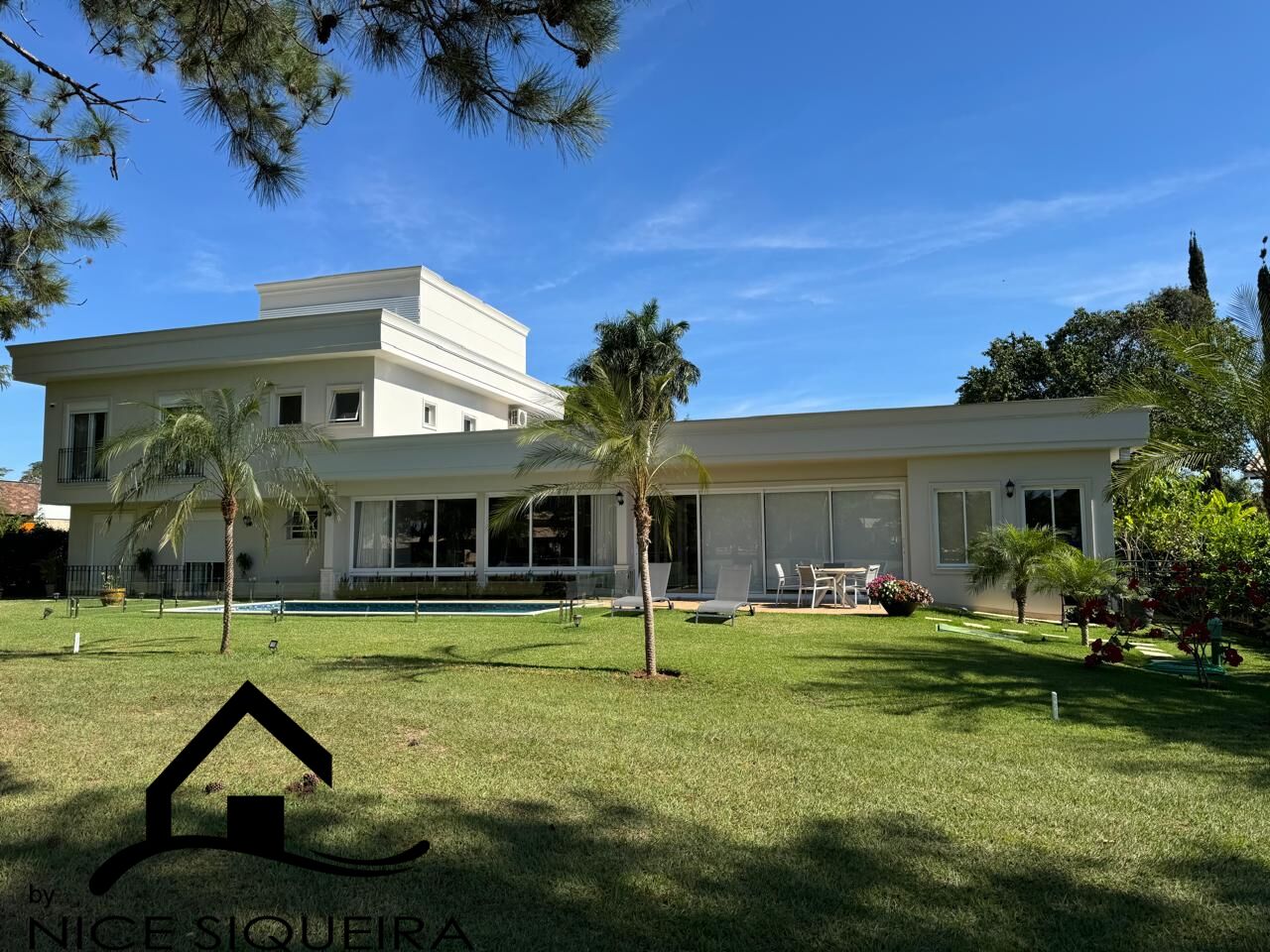 96eeb0d2-b9c3-43d2-84a4-a4e41edf0385