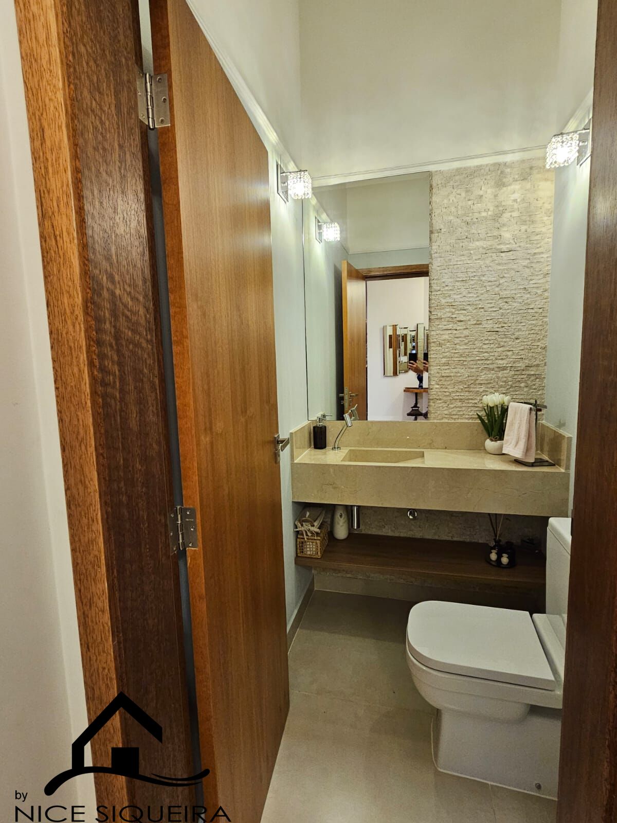 2a0ca2cc-8dba-4bcb-be6d-8b4c4766246d