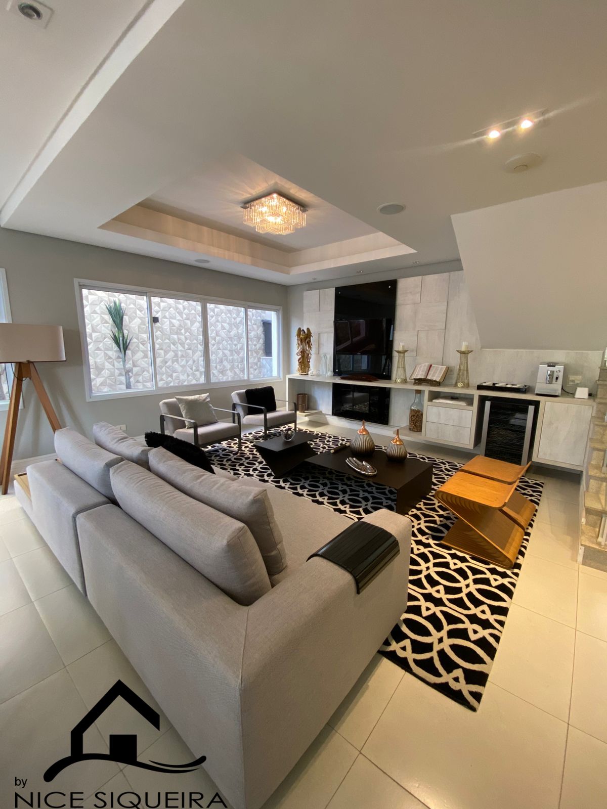 039c9d3e-39c5-459b-9ca3-a93bdaaf1e02