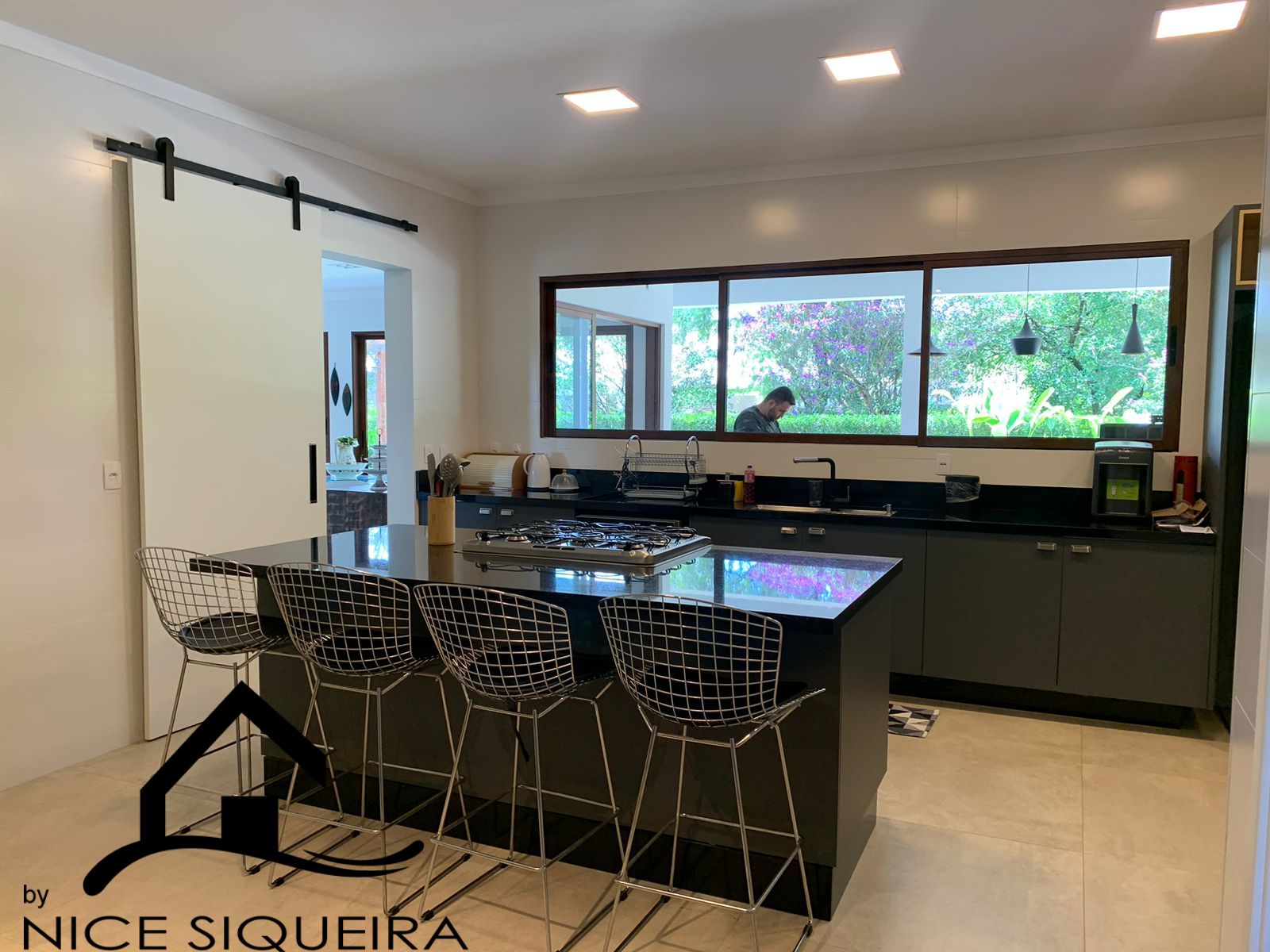 4266acfd-73c0-48ac-ba5a-62d1849cb375