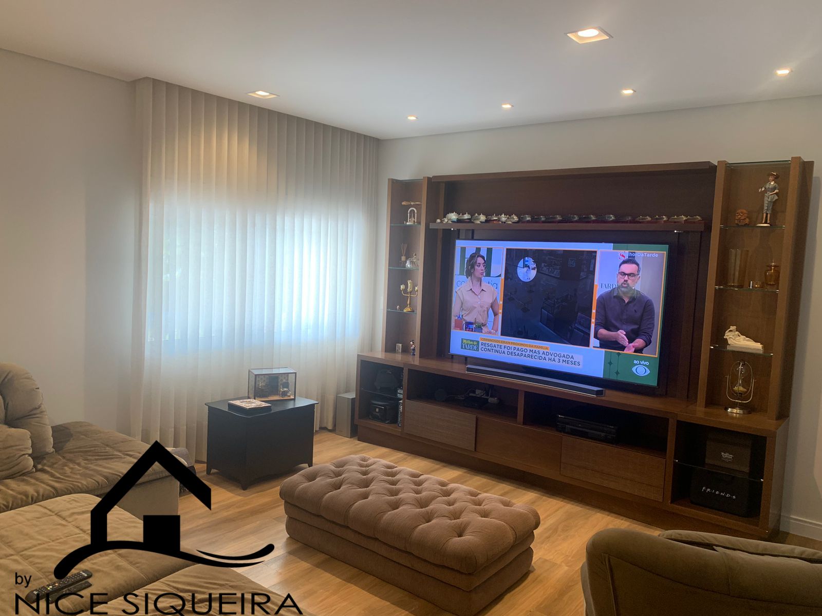 b22950d4-99e7-4b70-8395-c532c49fee95