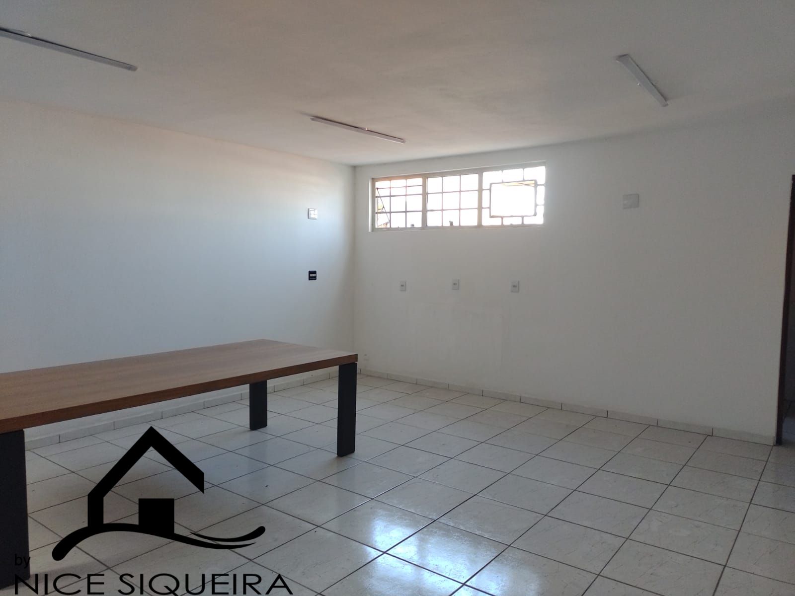 aba0d2b6-a59e-4138-99ed-3e24d4cb84b5