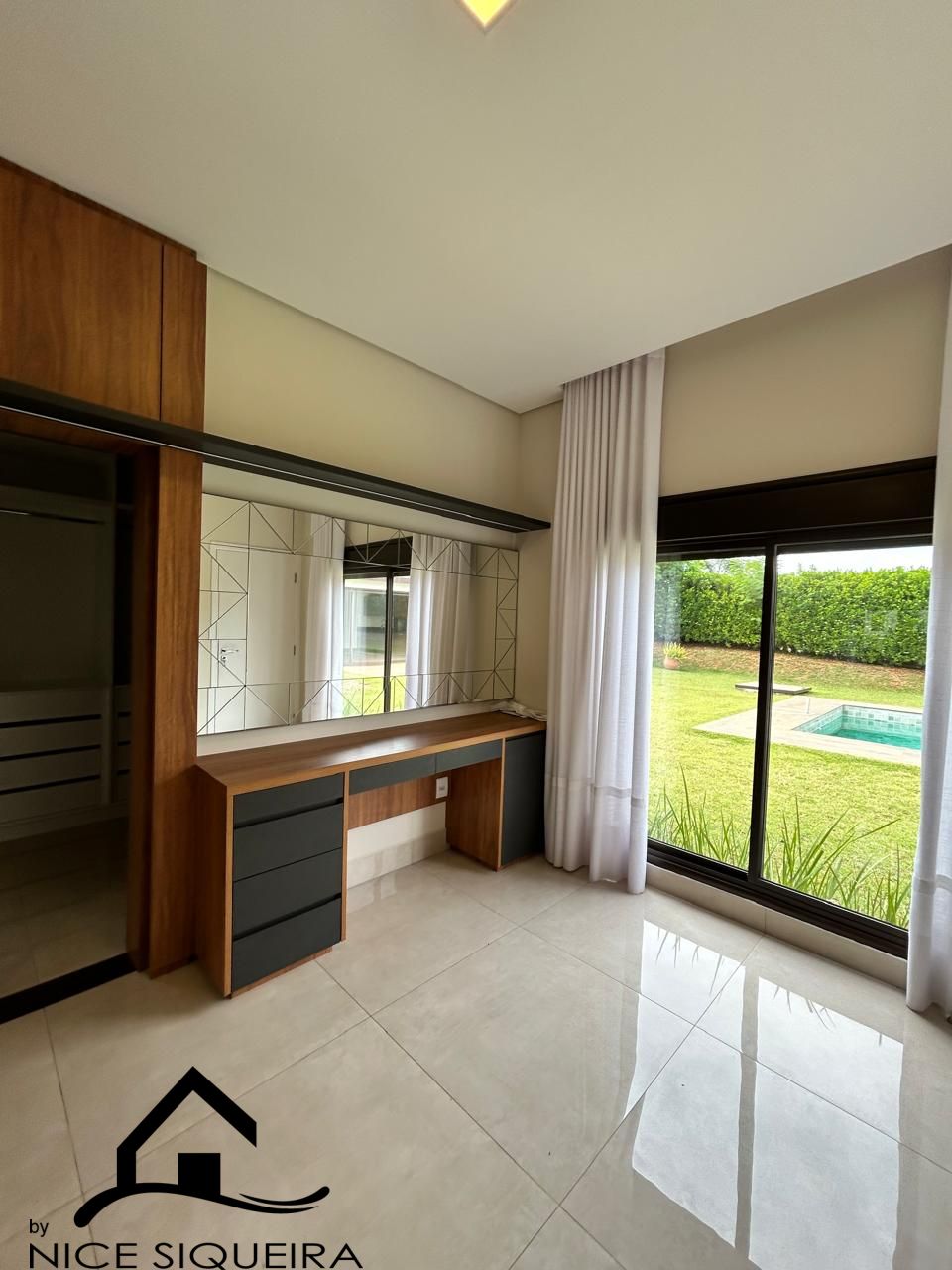 c166f23f-b118-428b-b4c9-11962d34565d