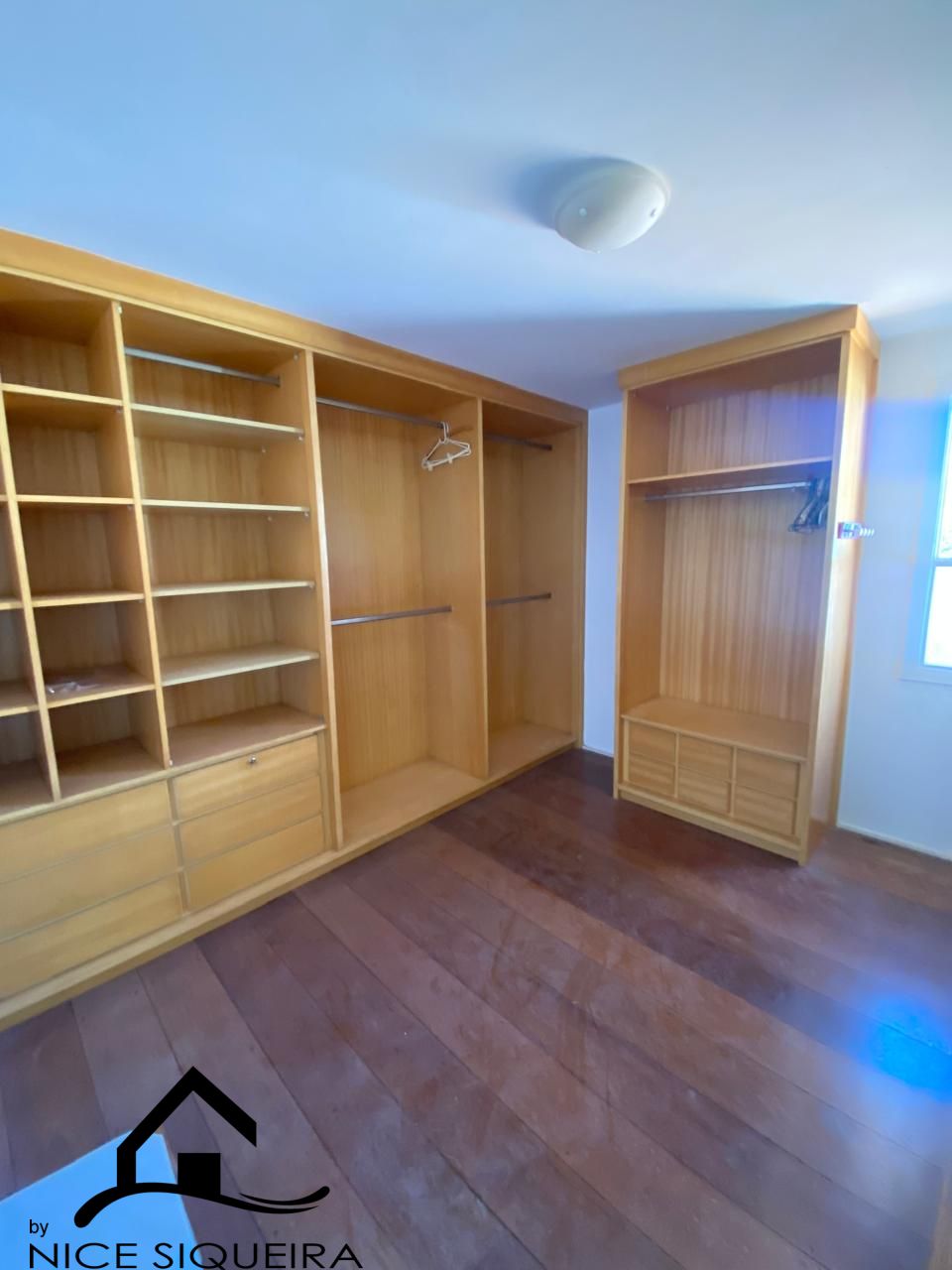 e03755cb-28eb-4cb0-b0a8-24391818addf