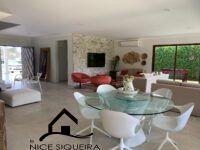 c2471c39-15b2-483c-b03c-e9930560a592