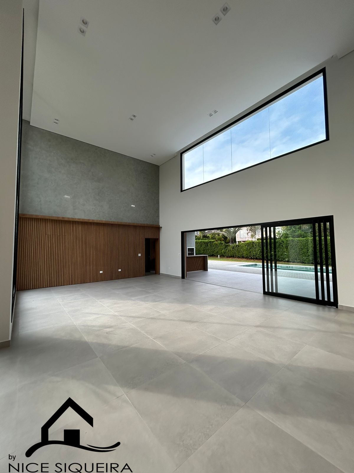 28f80dc4-db0d-4f9d-b86a-726d25aa3a09