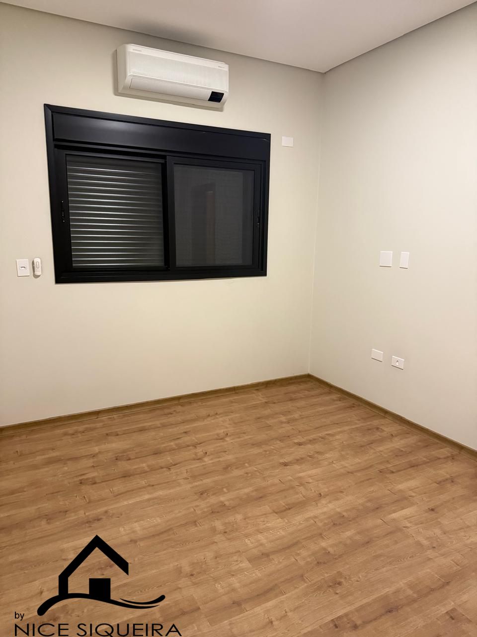 10de7468-7dc8-4ad1-a3d2-d161503cf5ca