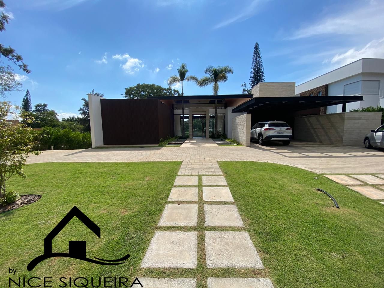 9d9ed954-0318-47e5-83da-c27e2e26271e