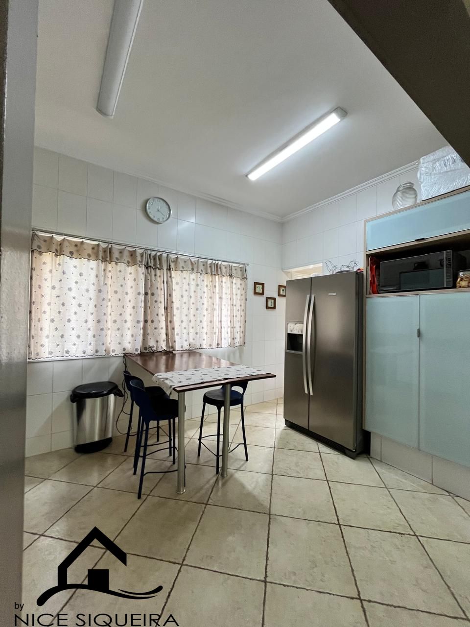 093a2184-5dc8-4baa-ae34-9f4545b881f7