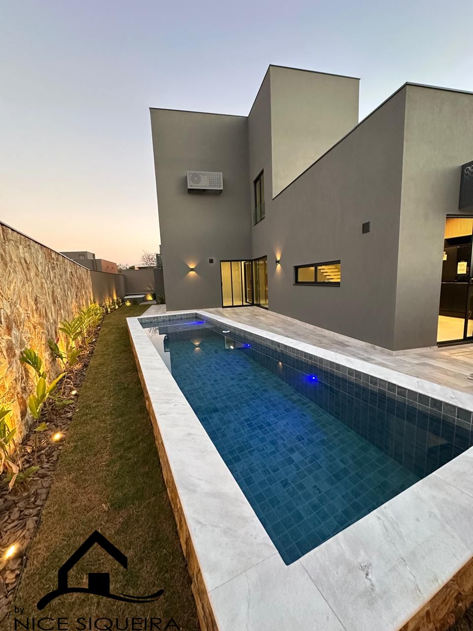 08e30294-f551-4391-abf4-779584b1440f