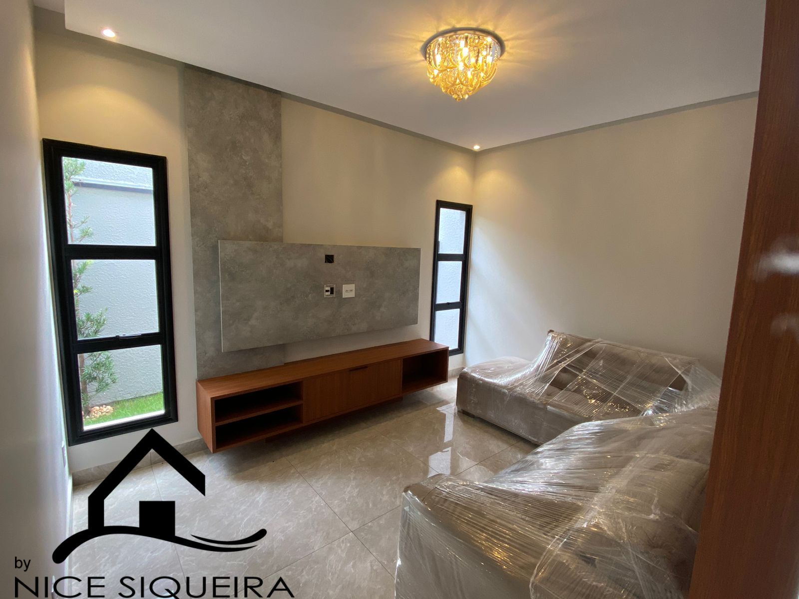 cb26e6b3-dae7-4b9a-bbef-dd1ee0b27bf8