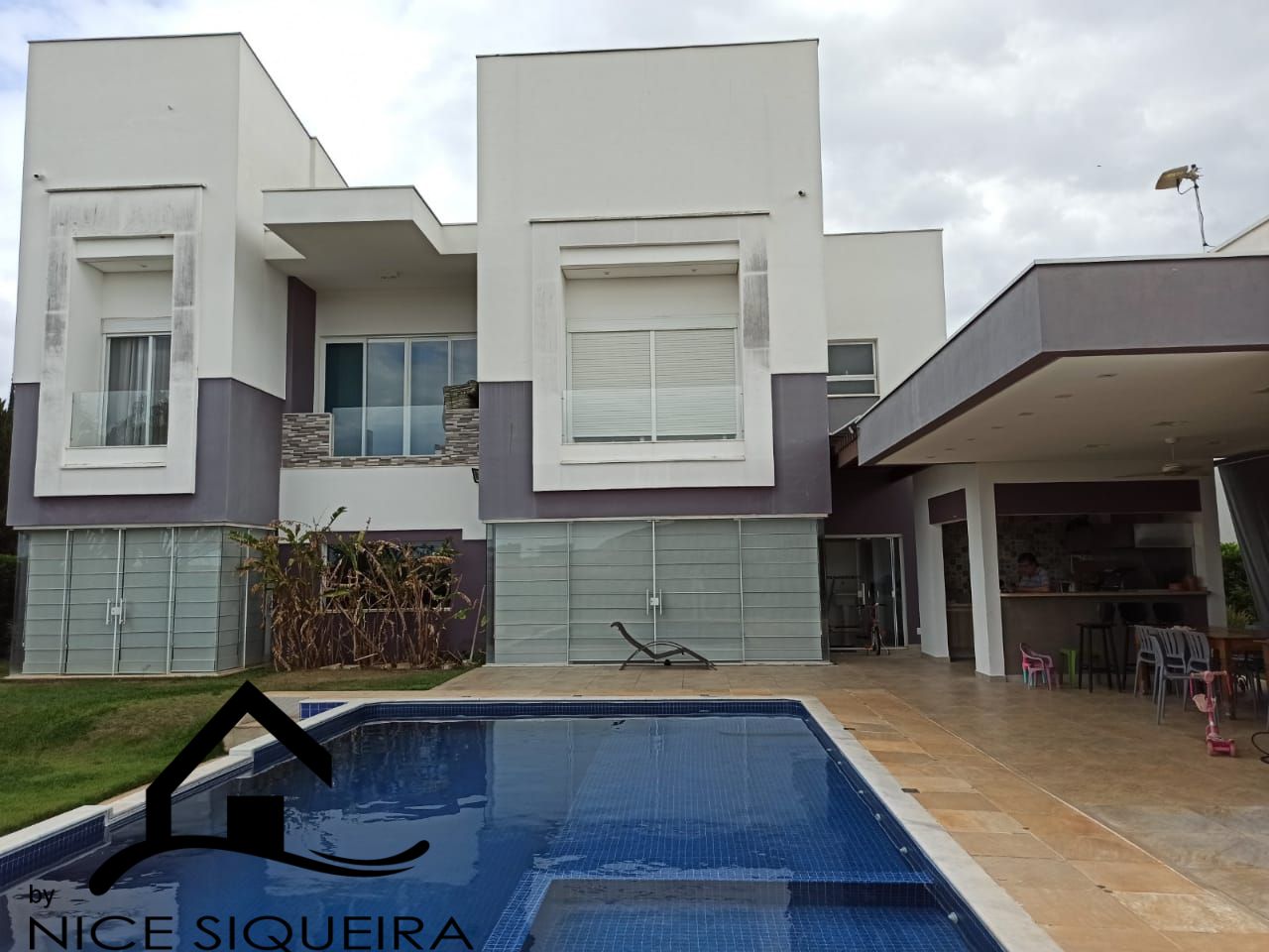 3570c392-8315-4f6b-afdc-5a149fc0c9f6