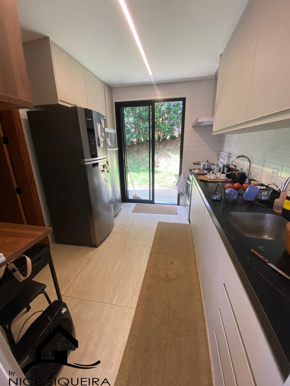 e1149b26-9969-4d36-a6c6-9c72726db7ea