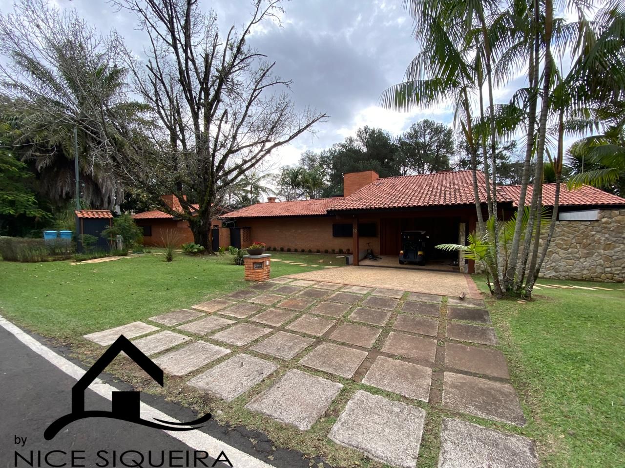 08d8ae31-3058-4fe5-84bb-f2034e2786d1