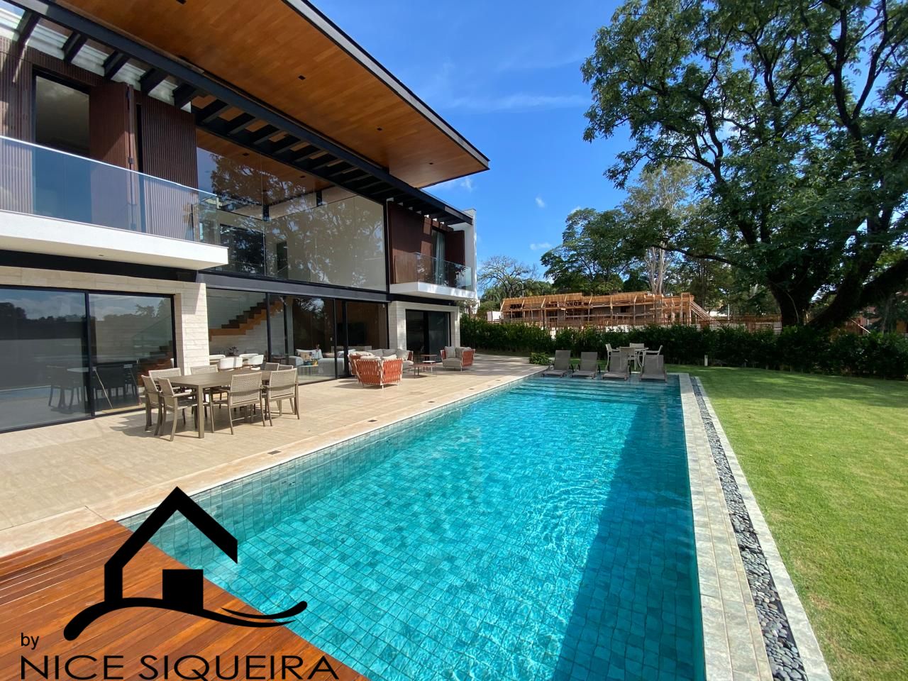 3c8e7c2d-d591-4920-811f-6687d9d7be13