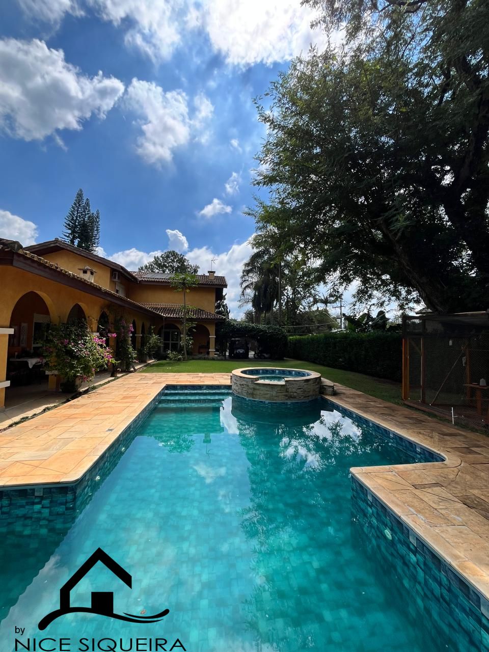 226a468a-8feb-4a7c-a3e2-a2ab84451714