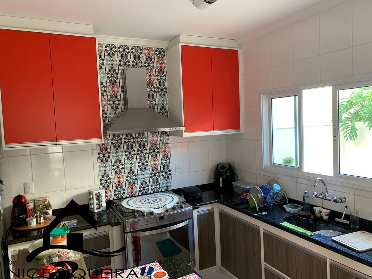 f50078d9-68f1-4462-9a7e-d7aa2eb2d01c