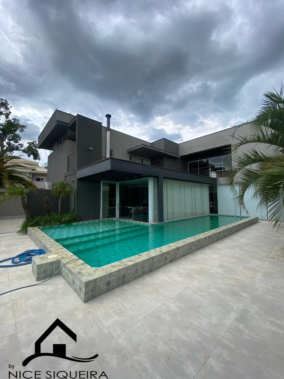 a3d20cbc-3f6f-4fad-9b7c-a28c54a89887