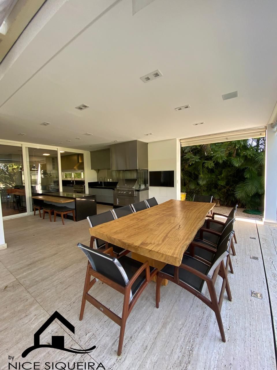 b974e850-7b29-4684-8c72-d3b6e240af60