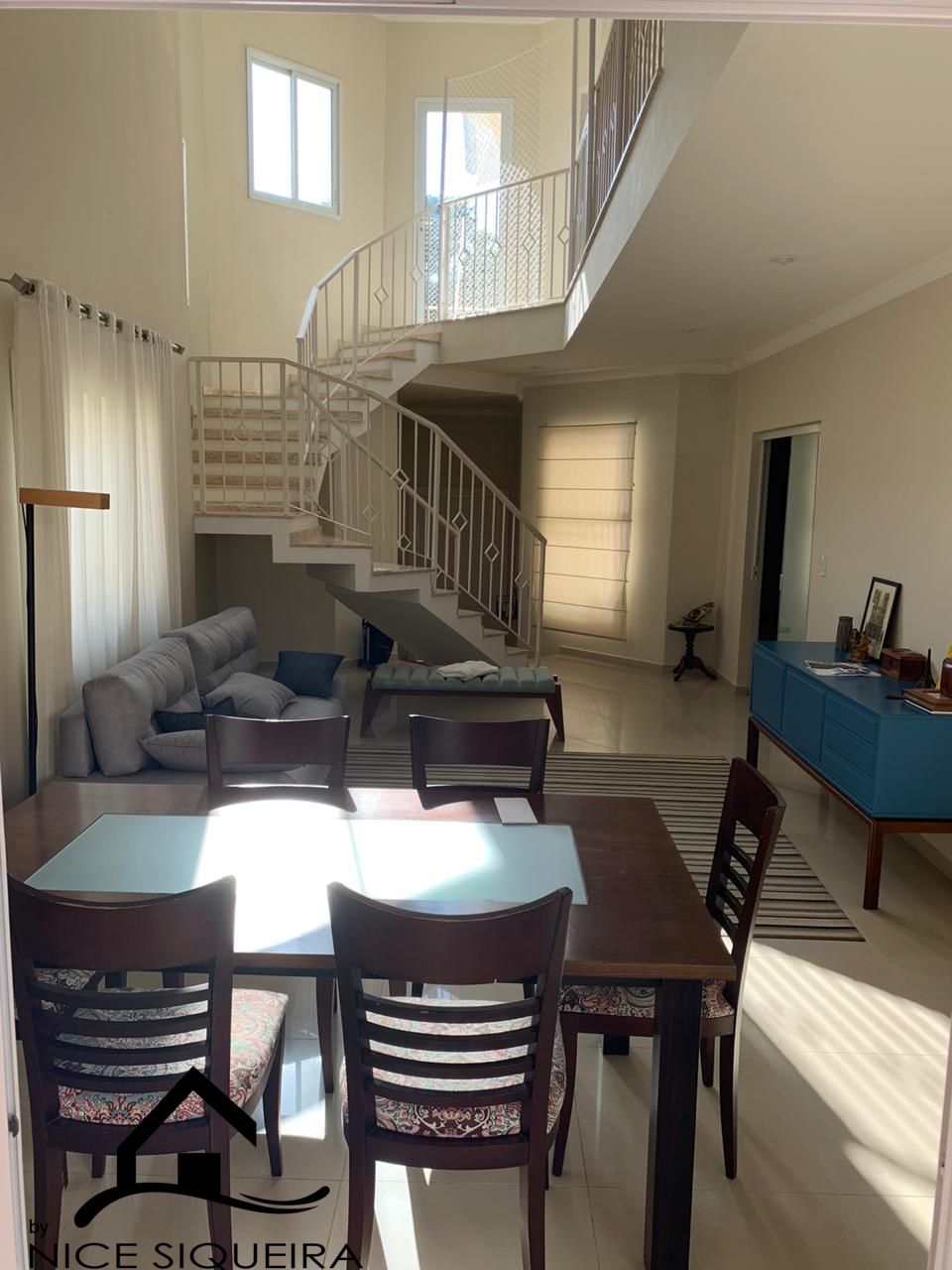 1e4e6323-c473-4a03-9b62-a6acfc30d091