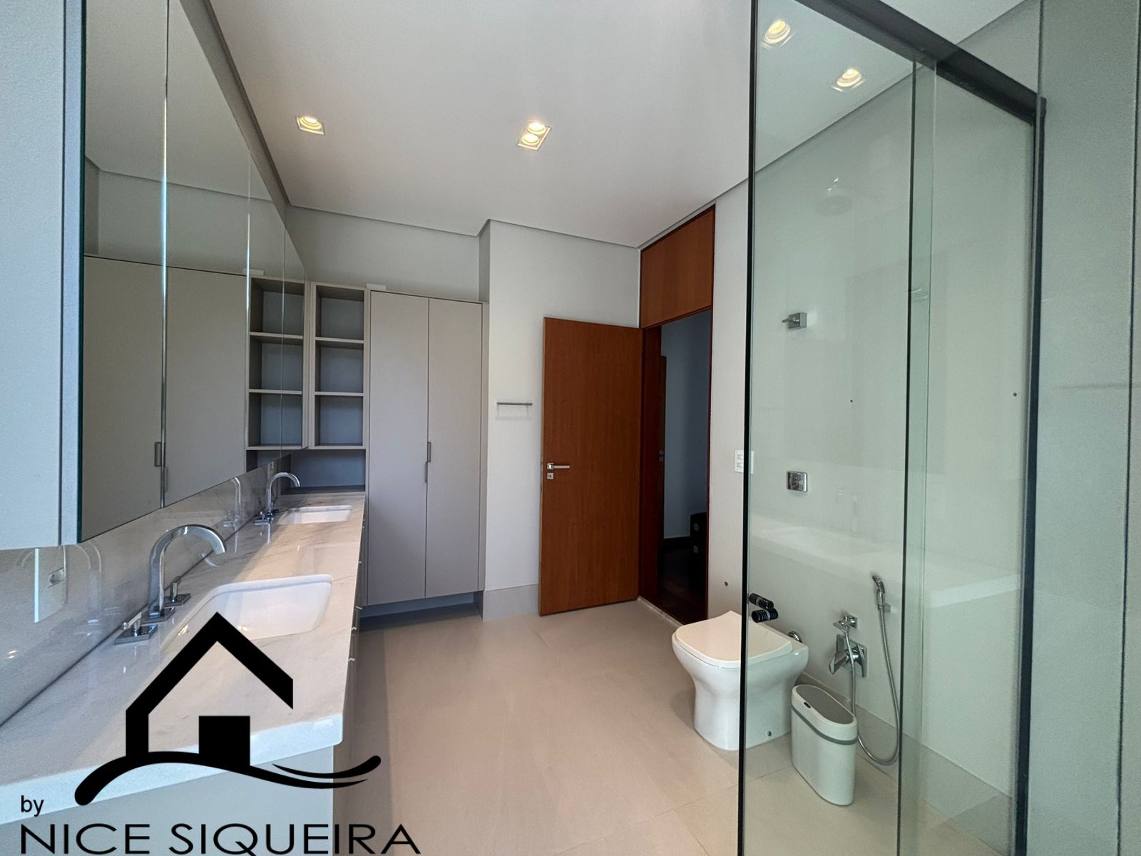 a25edc66-9ff1-4264-ad85-91f89b65e107