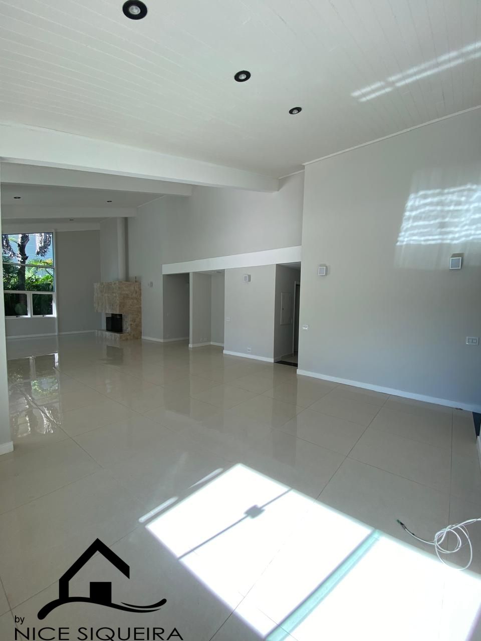 1b9ff17e-4abd-498e-9891-934e3ab98a39