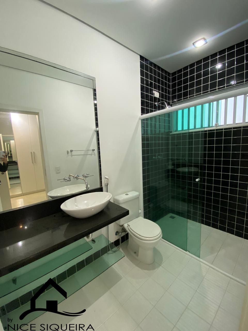 915a51ad-3c95-4bc5-836a-bf9f37c77a00