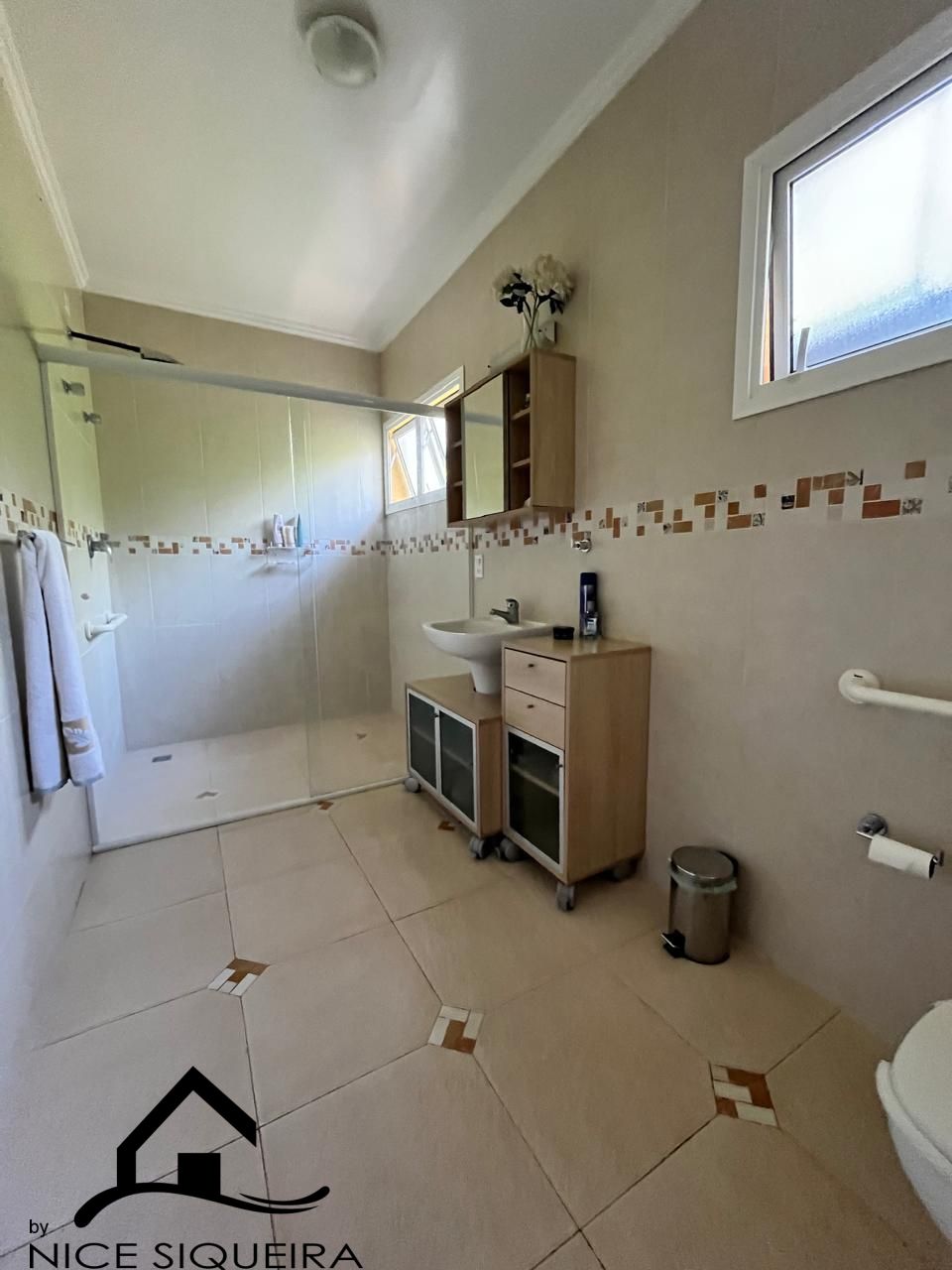 46c6dca5-dcdf-4219-b5cb-ef0d4ad8b7e7