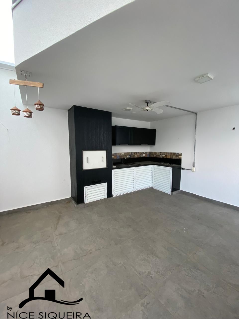 1c481244-f7aa-4872-aa2f-e76167ba44db