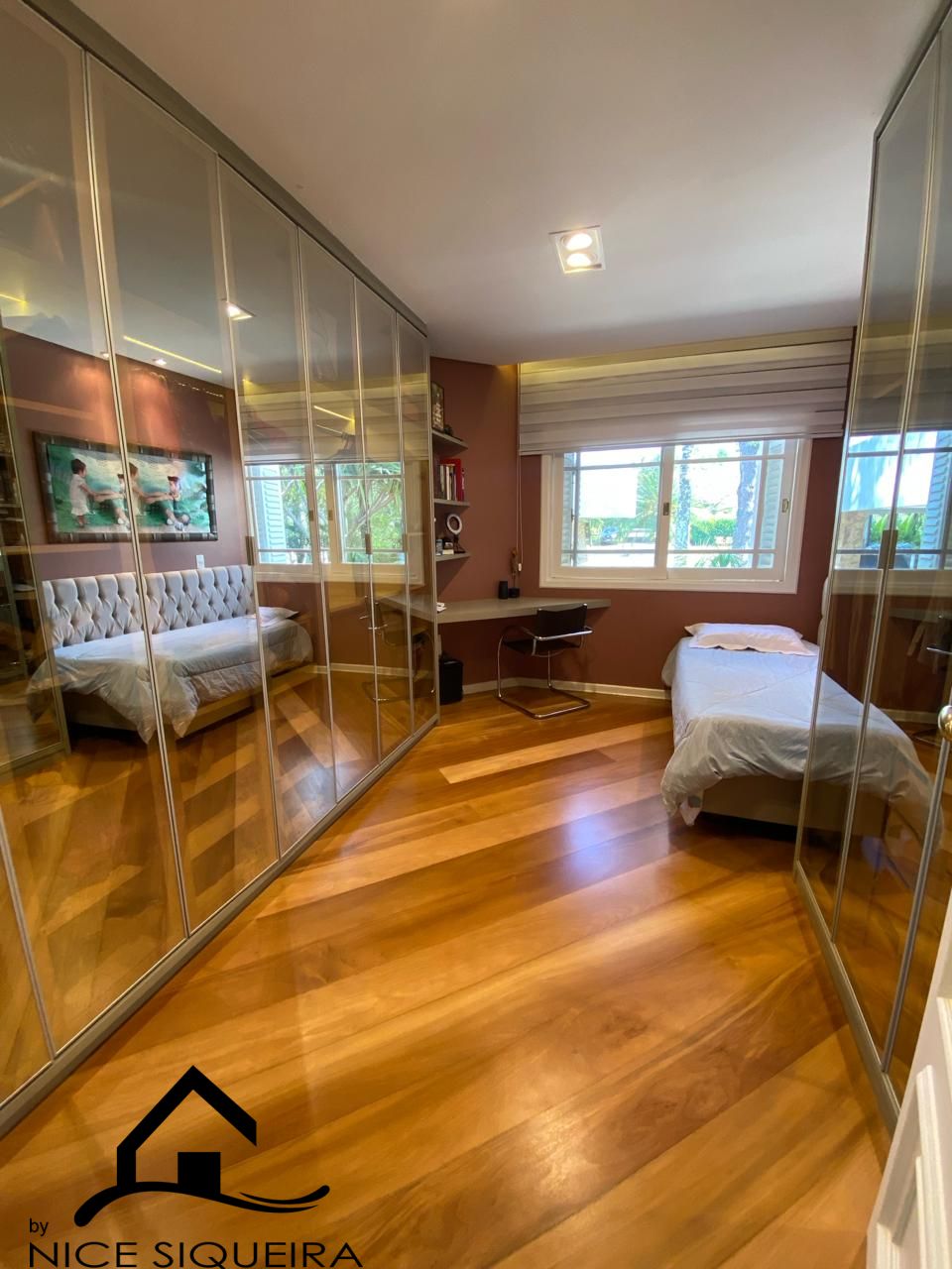 8ebecb04-df2c-44e7-89d4-5b470a62631f