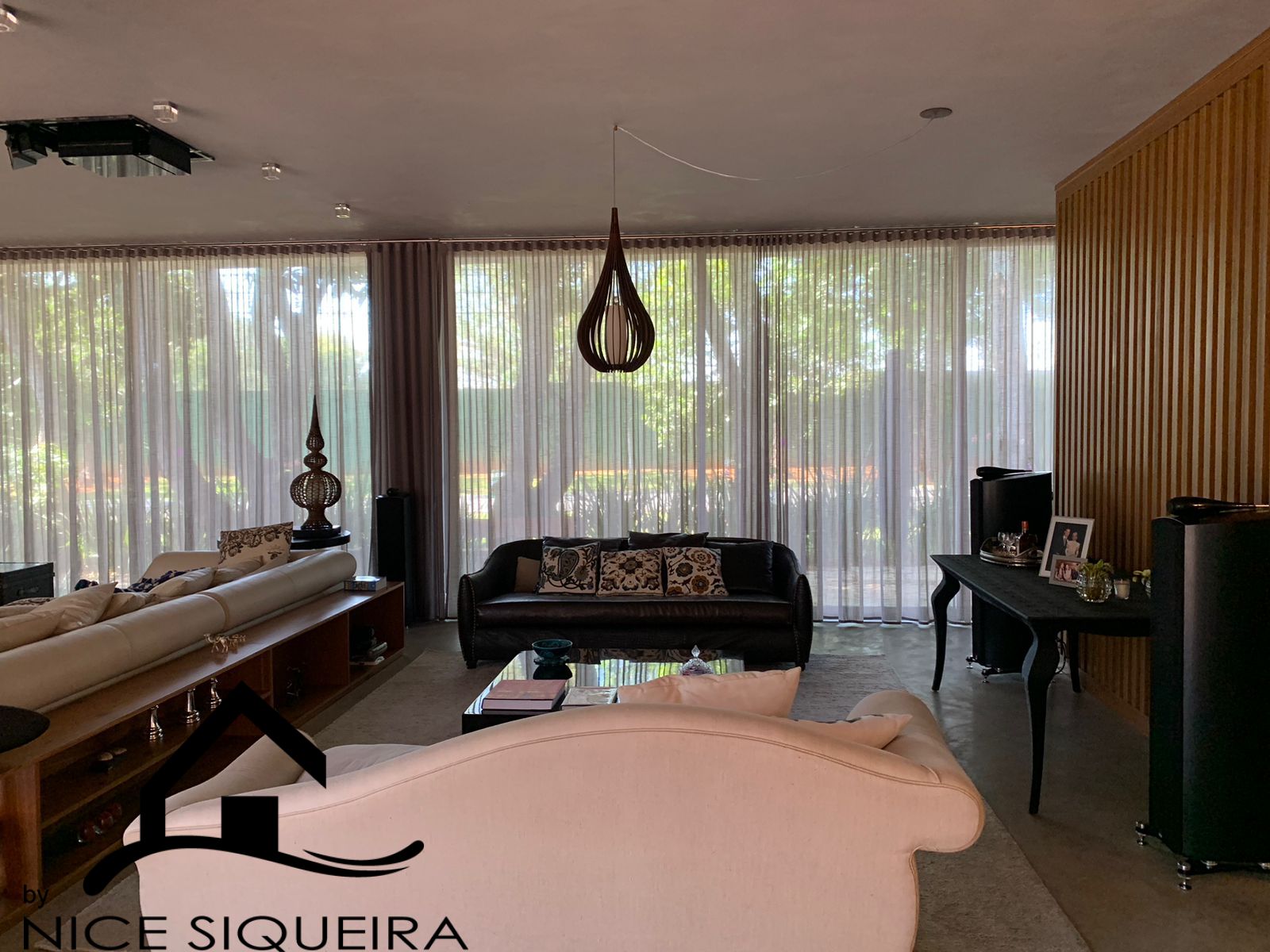 9b7640ca-fa71-4bd3-8116-71152d2c277b