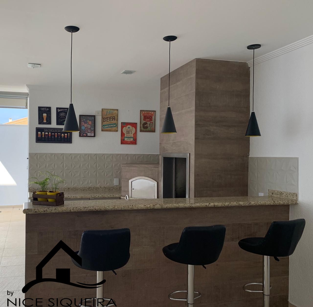 b8cedcf4-a521-4fc8-9d87-91ddd10e3ce4