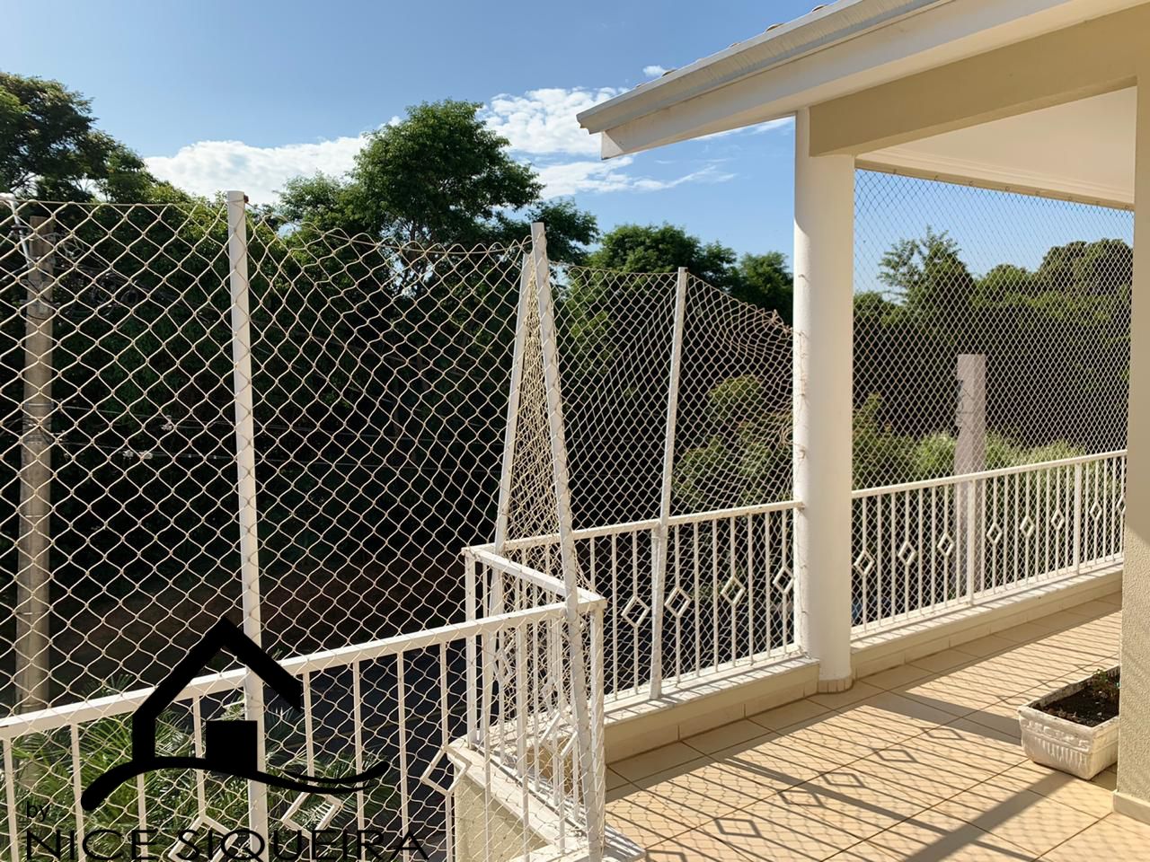 5a58451f-4d69-4988-a929-fde6dbe3a913