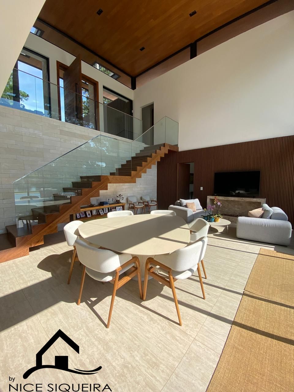 03af998e-afe6-435a-8f08-d71c6ae76fa8