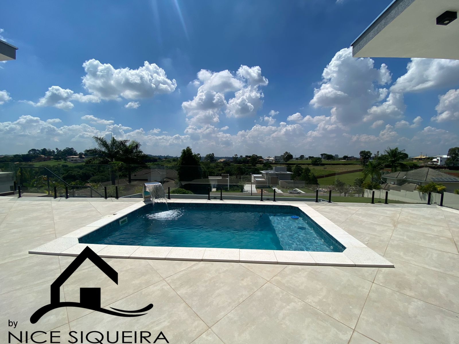 e0e61b49-1347-4f82-8809-d0cd69c7915a