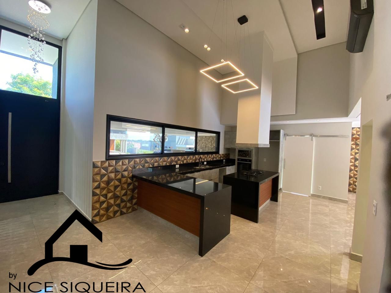 b9e6c801-72a6-430e-af7a-d601085a12e0