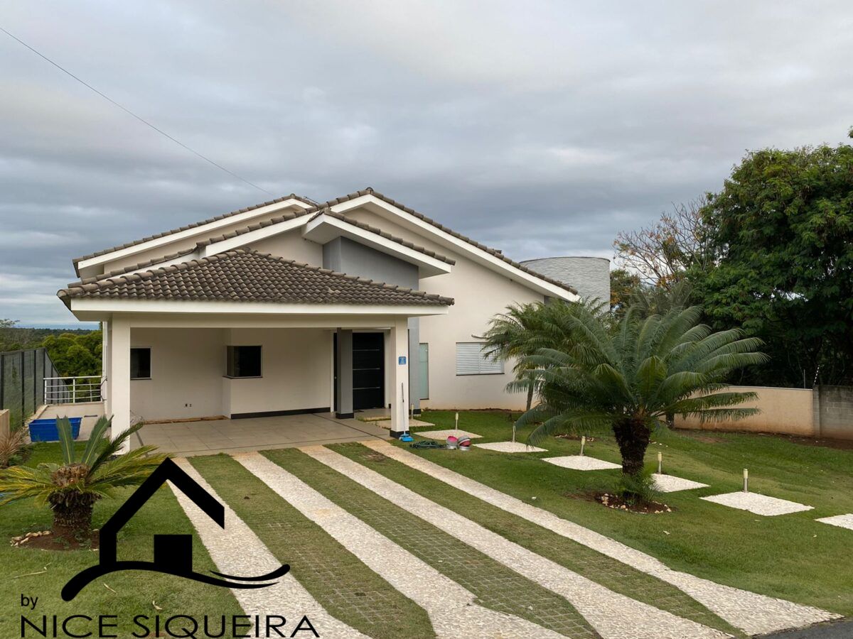 1d5fd969-fc4d-4843-85f7-4ef6b1050525