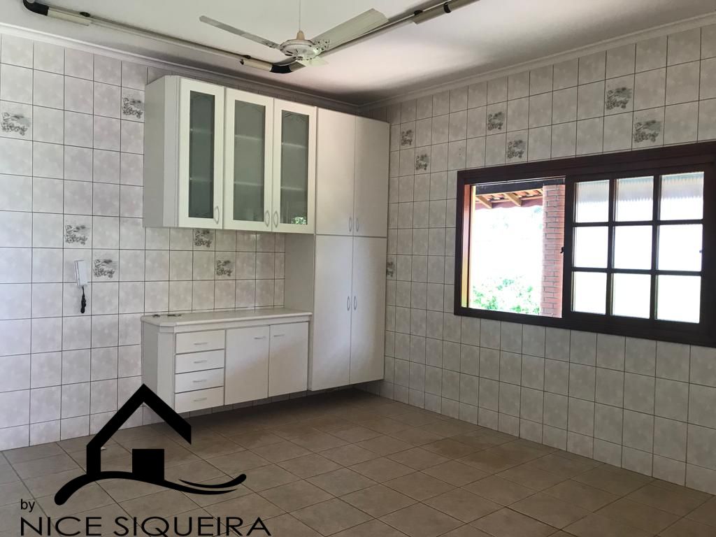 ae056a15-5065-40e3-8143-c68b0eff4e41