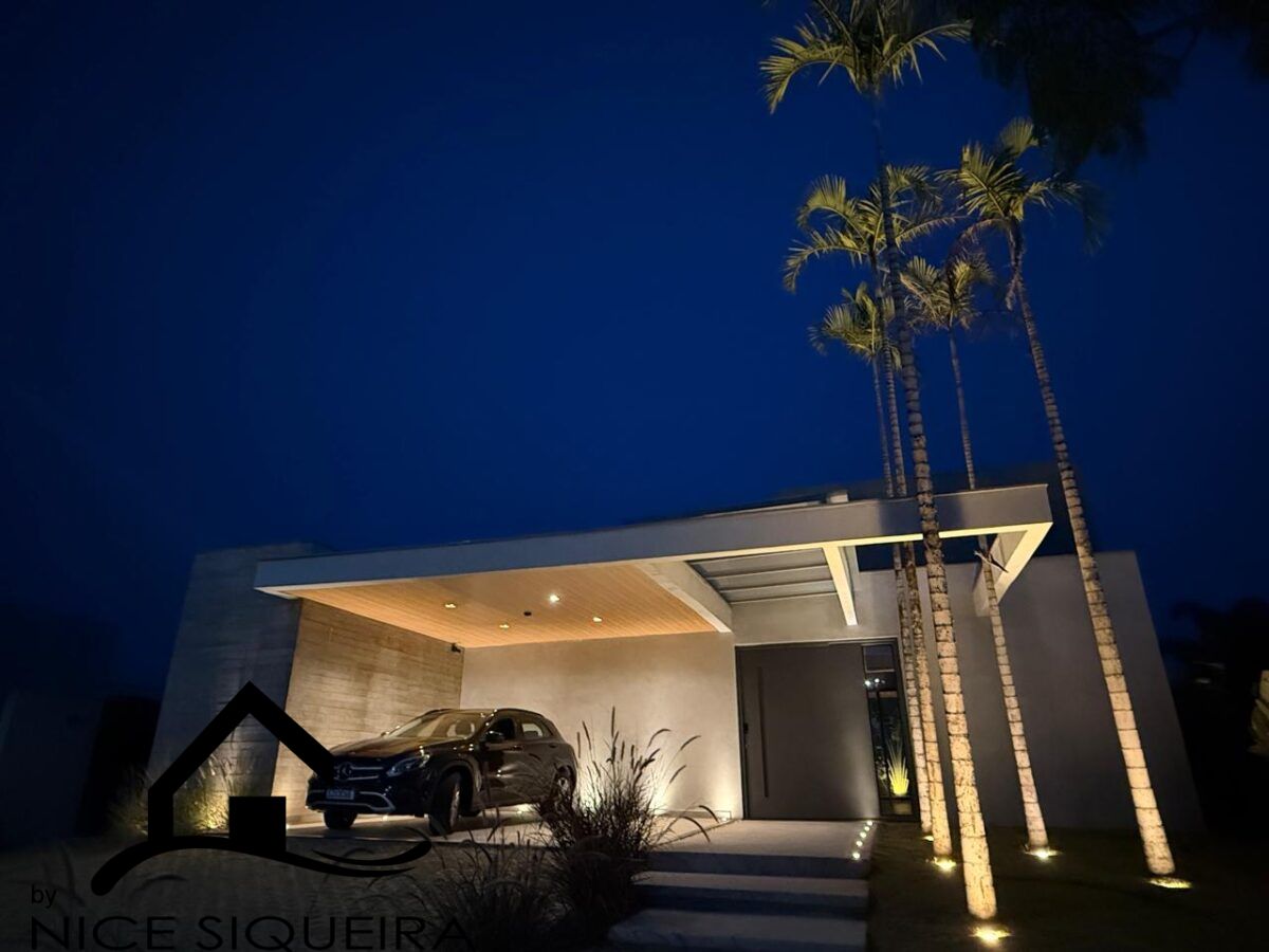 c05270af-57e0-49fa-863f-73f358f49d47