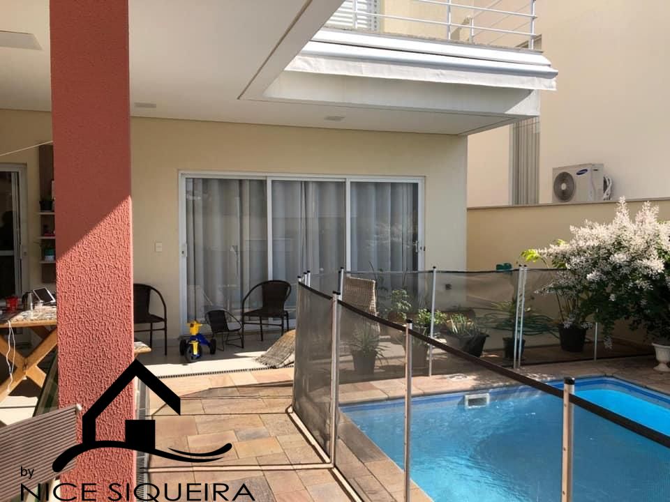 4dd2a374-1621-4208-bc21-f2212d02a565