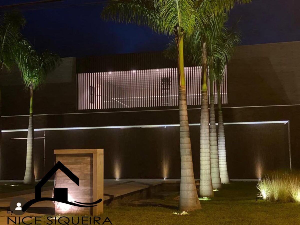 7df68b8b-8050-4d1e-bc13-c638bb56493d