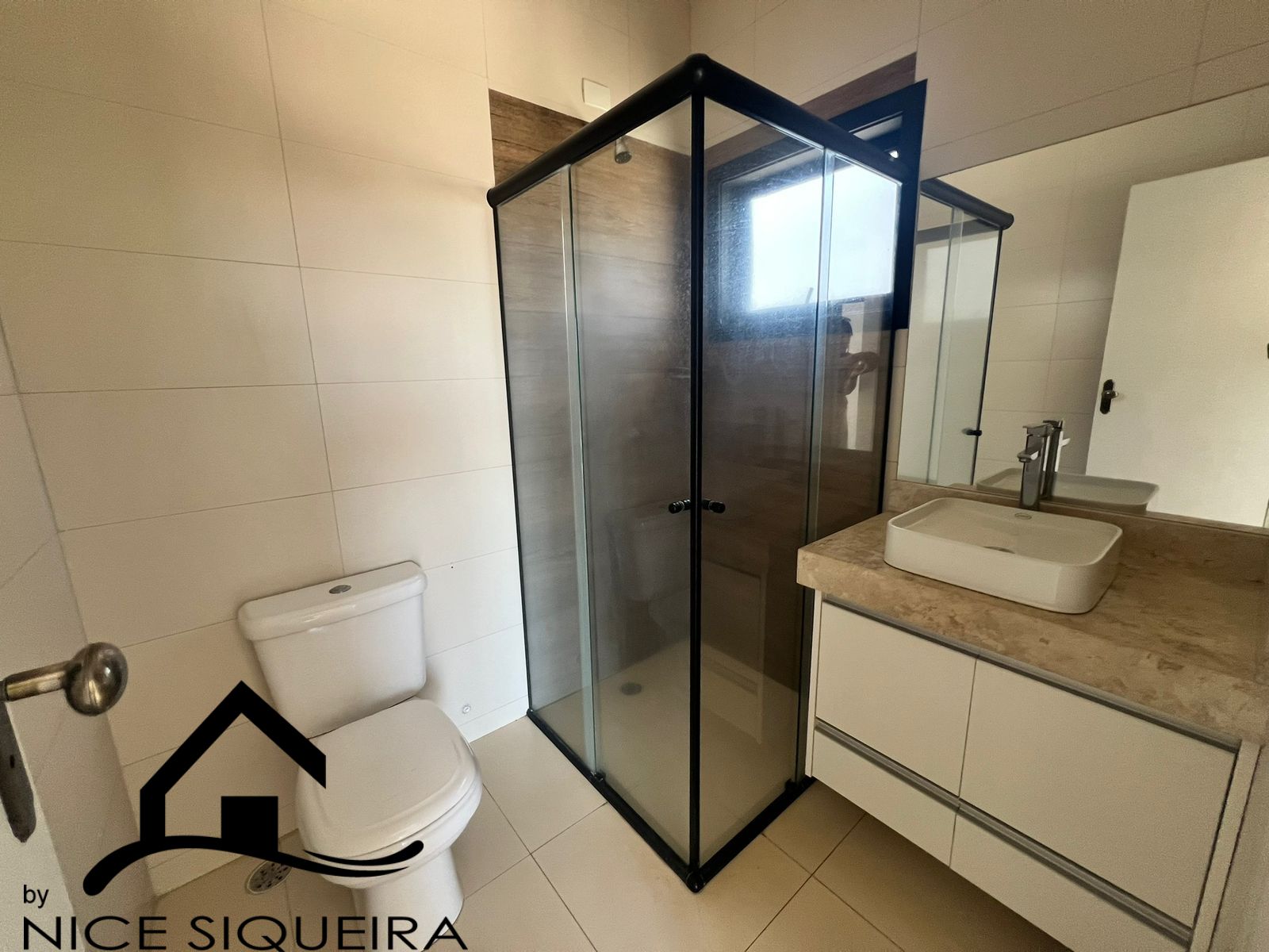 40342bc2-7695-43da-9992-3e0a4a5c01eb