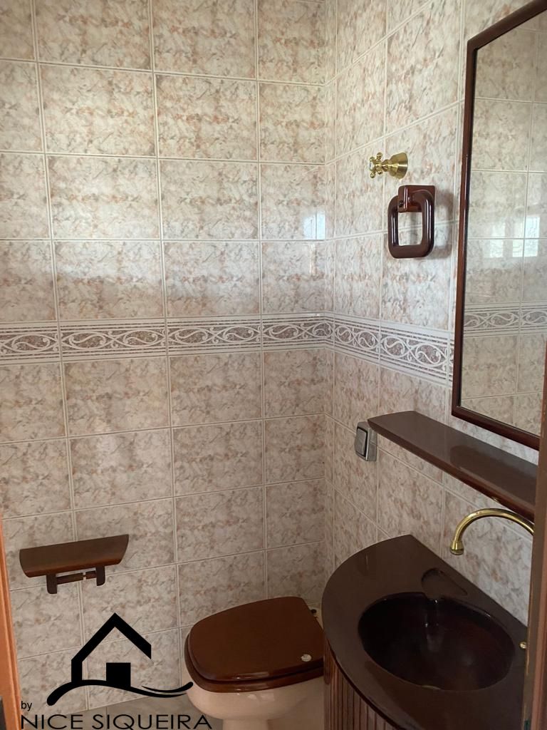 de2bda33-17c5-41f5-bafd-3f96fabbe9cf