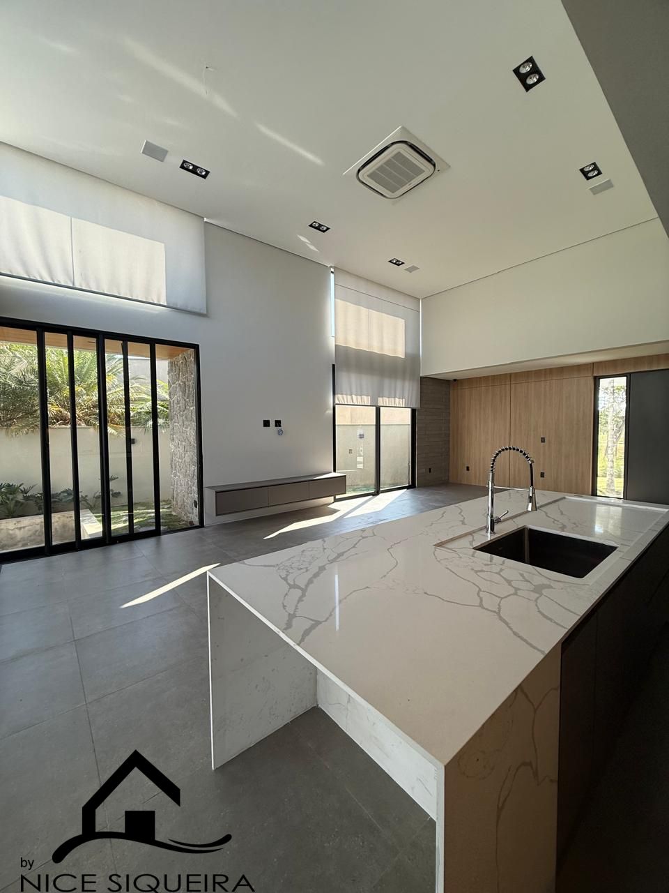 a539b439-519b-4e08-a9ed-9e7d809cefa5