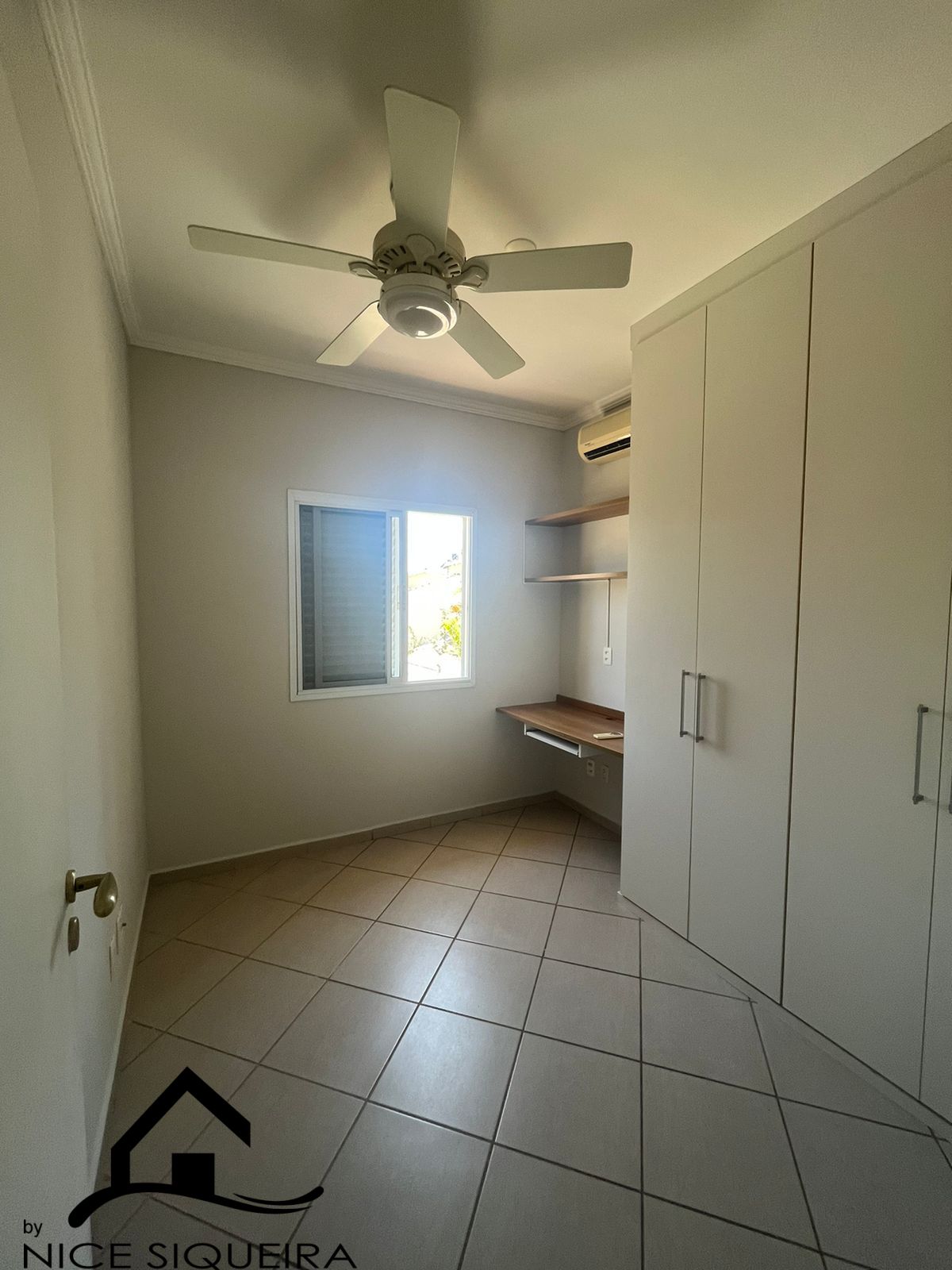 2f3f3b7a-1629-4b70-8c9a-413c3ca66adb