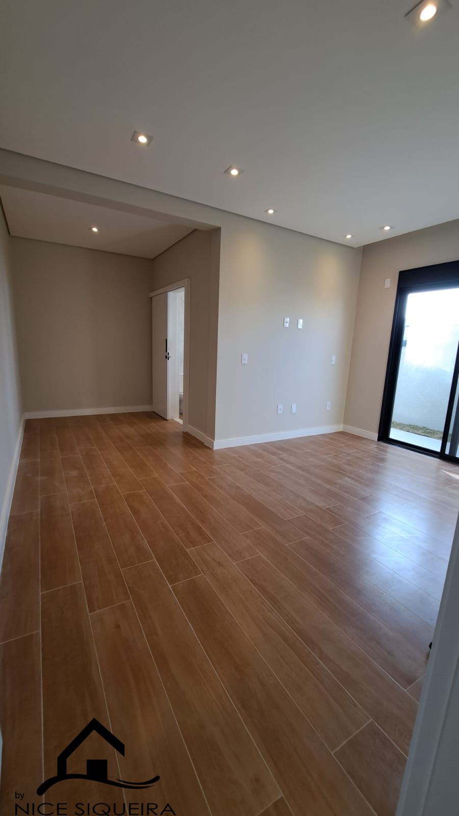 0b8c84aa-6ca4-4e2c-8a48-9e7120d5f763