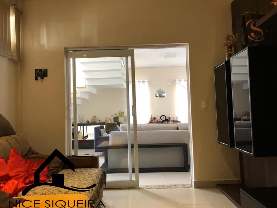 517b77e1-df77-4217-b264-4f3b820f2413